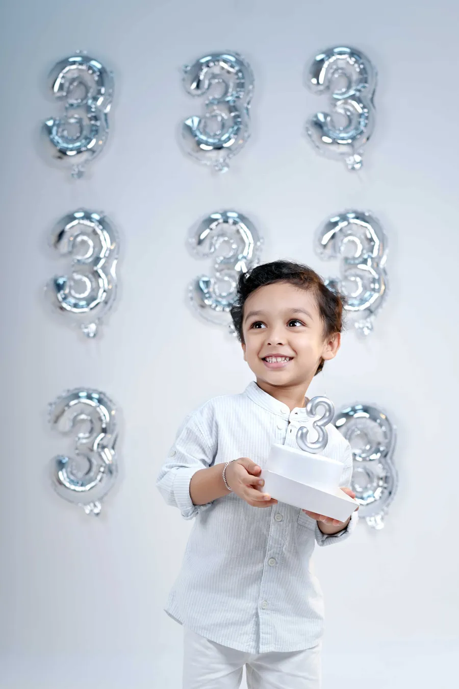 Every smile tells a beautiful story! Capture your little one's precious moments with professional kids photography at Lumora Studio. ❤️
